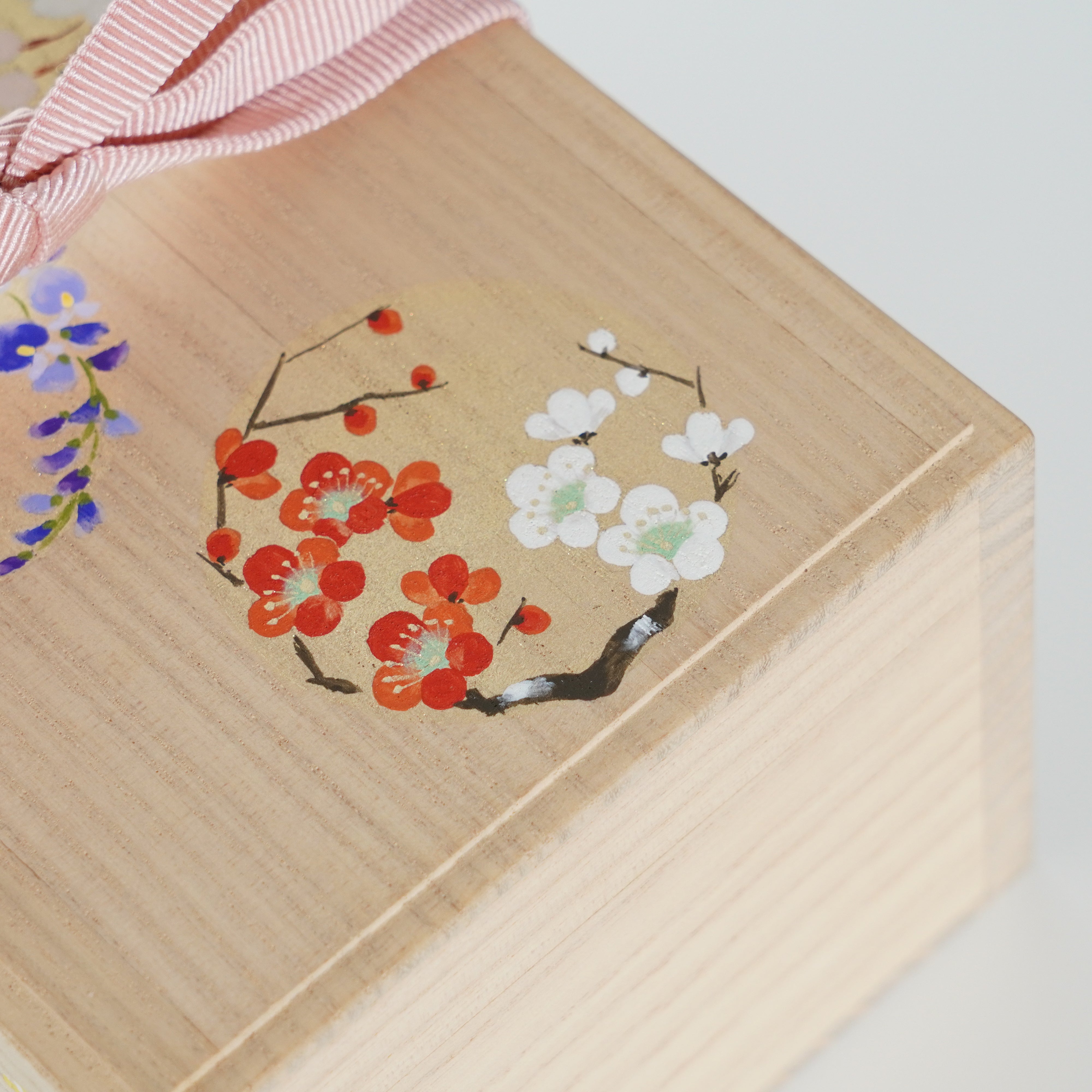 Hand-painted Jewelry Box / Paulownia Wood / Japanese Four Seasons