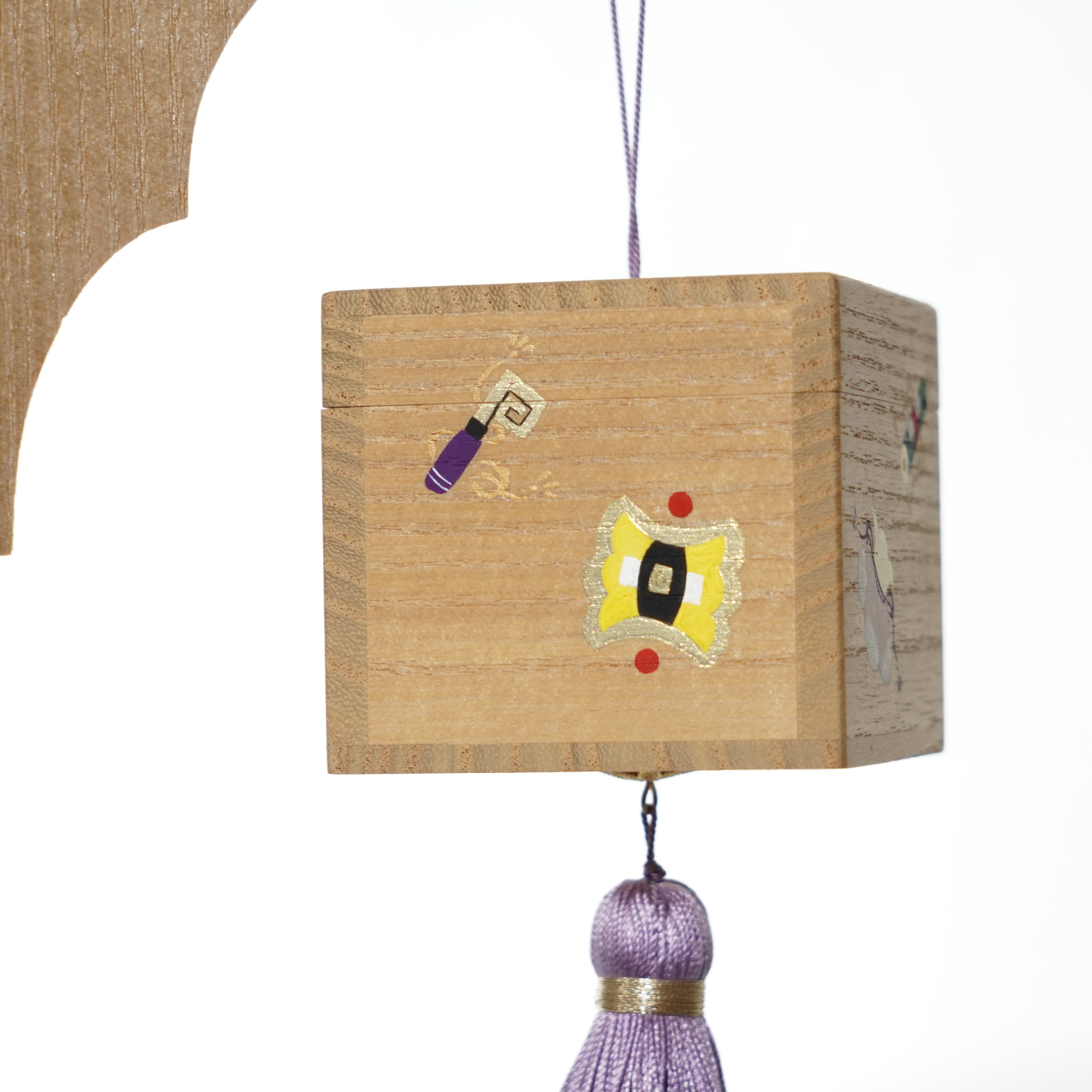 Hand-painted Storage Box Ornament / Paulownia Wood