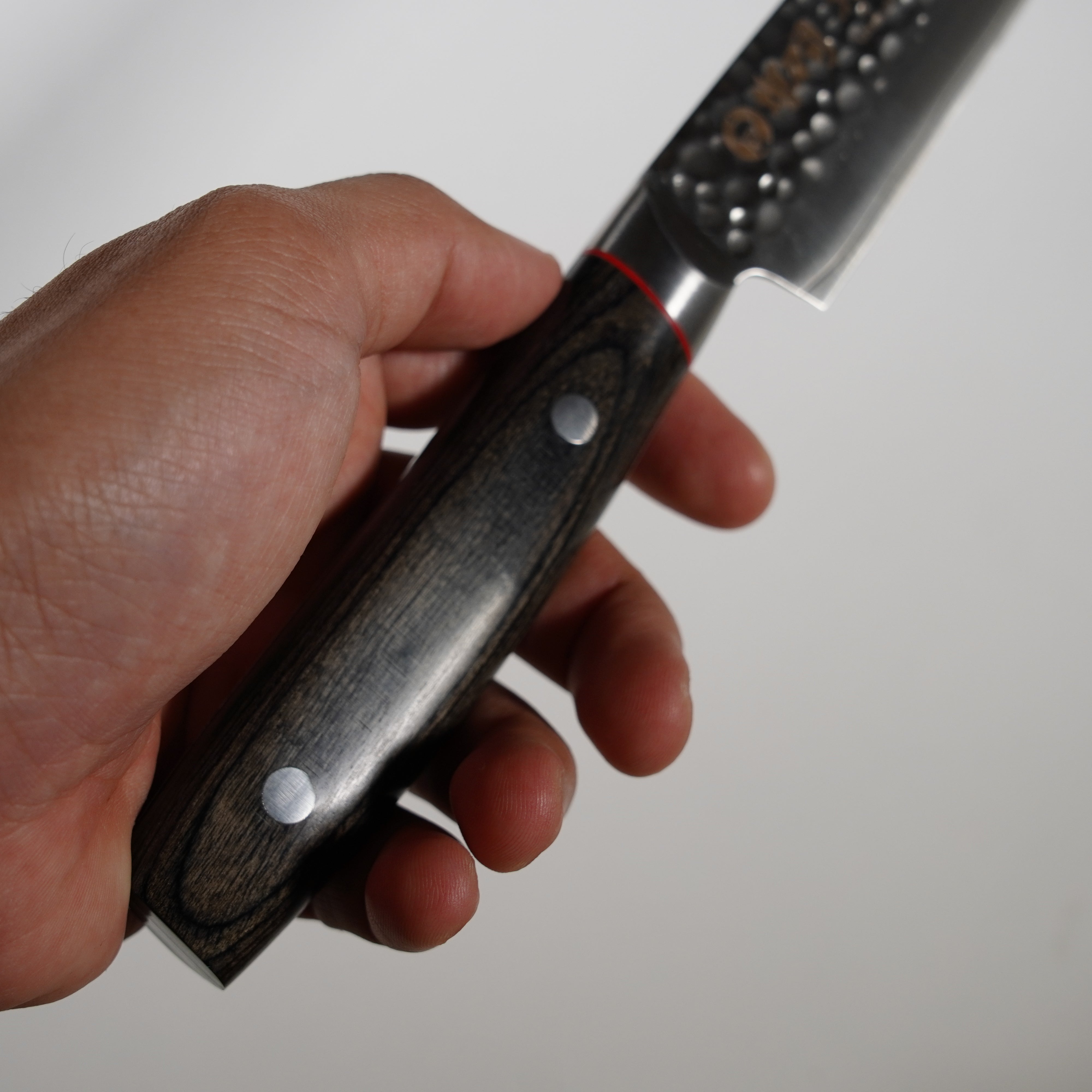 Sujihiki (Slicing Knife) / Uchidashi (Hammered Finish) / 210mm