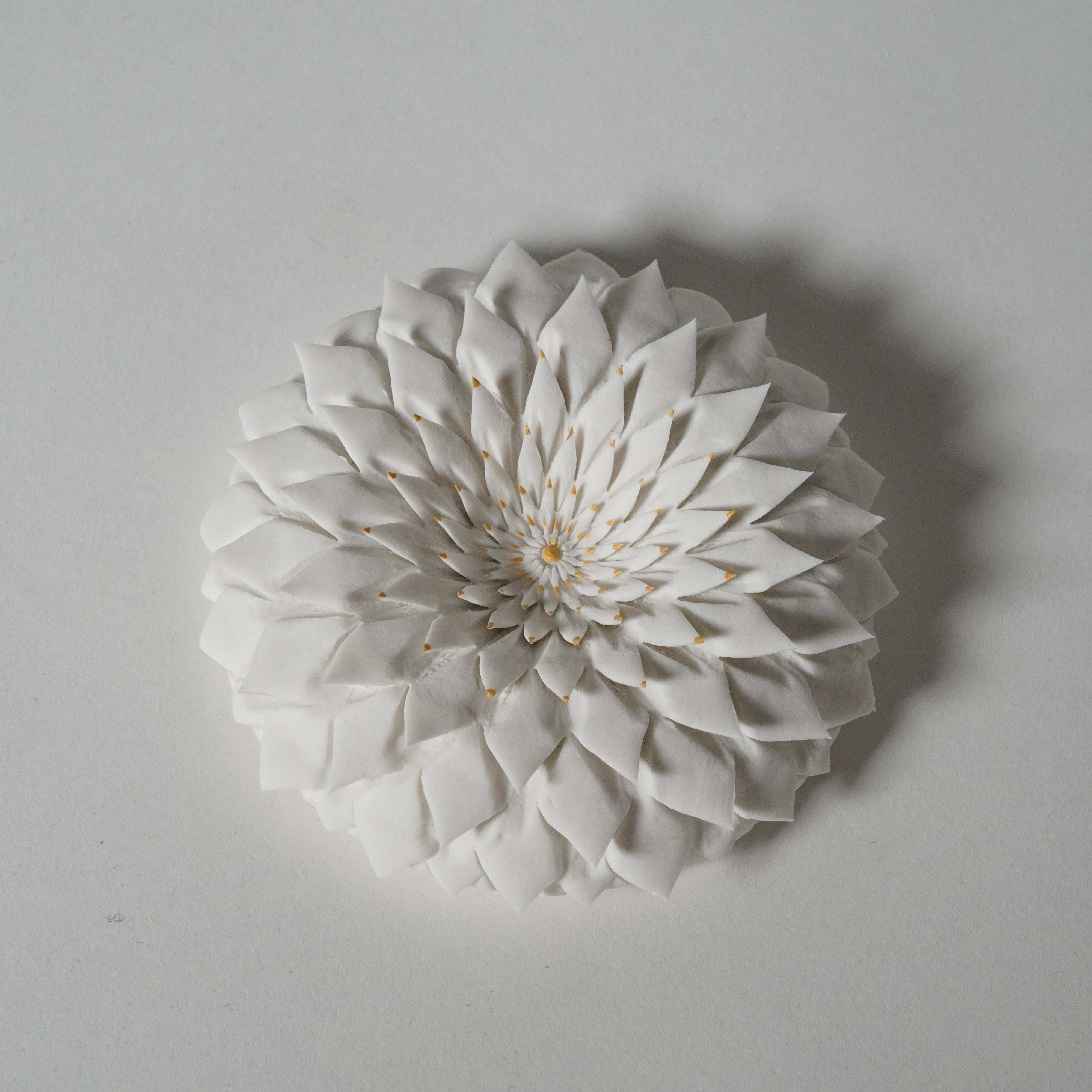 Paperweight / Kousungama / Chrysanthemum