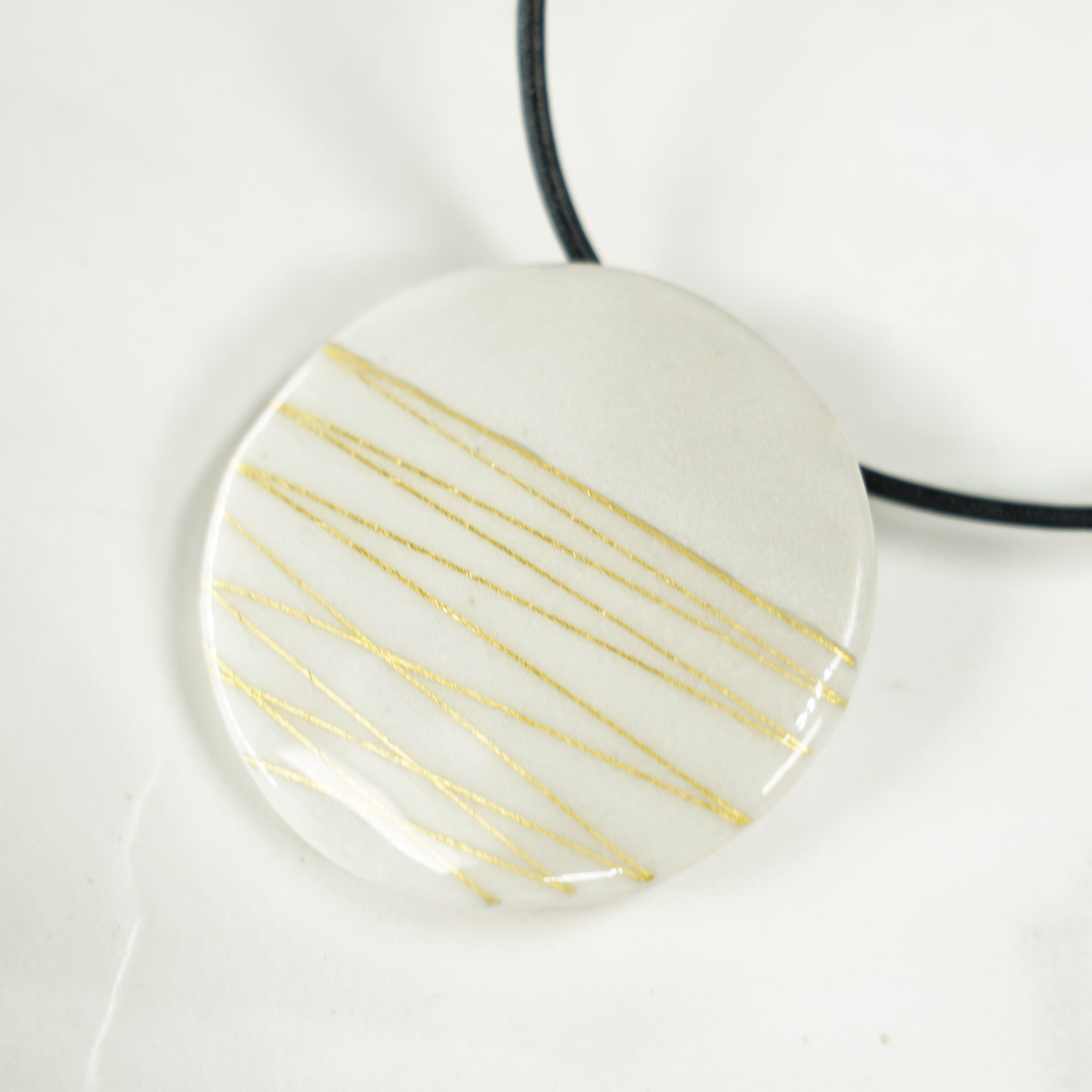 Kirikane Pendant / Gold Leaf Appliqué / Wave Light (Hako)
