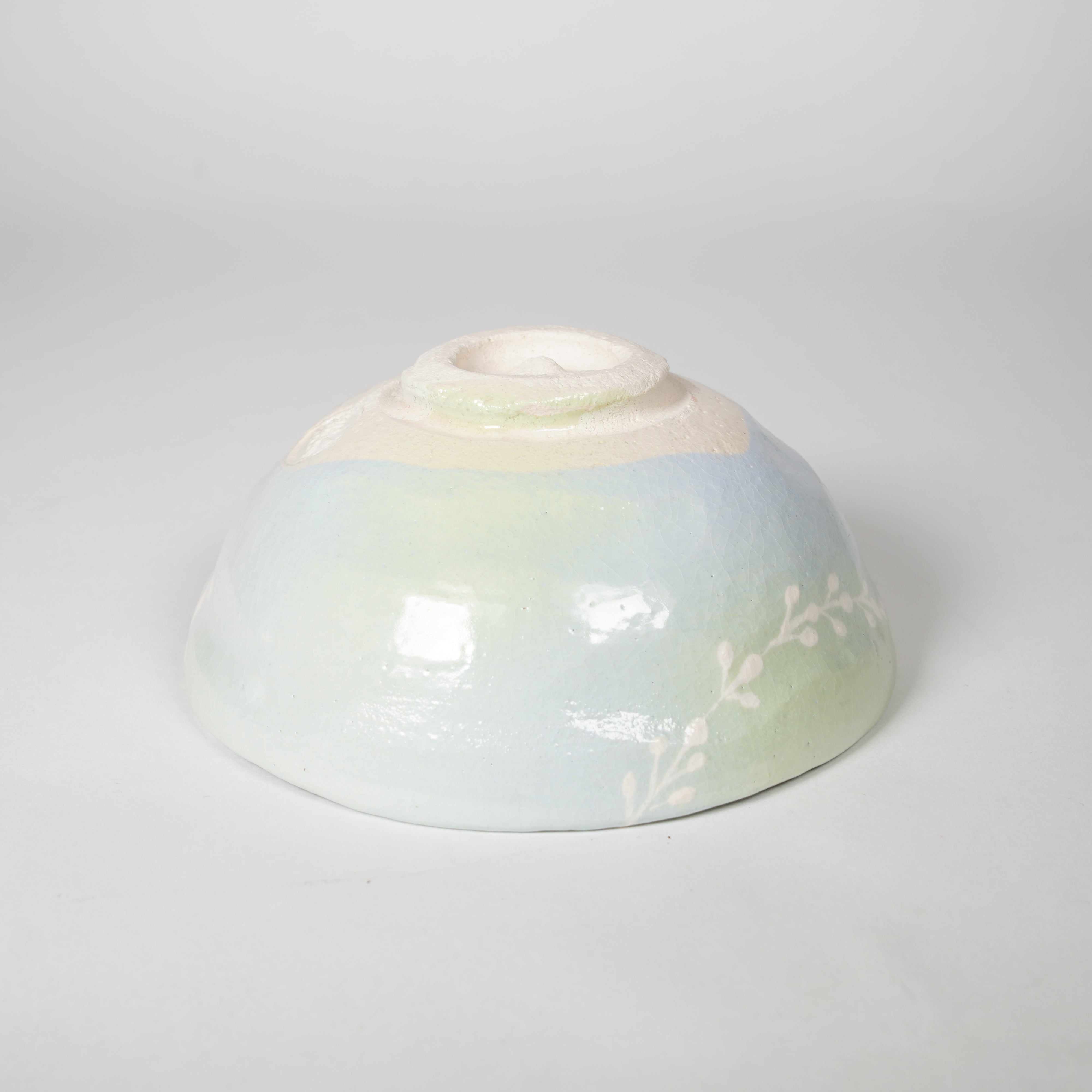 Raku -Töpferwaren / flache Teeschale / Goldfisch