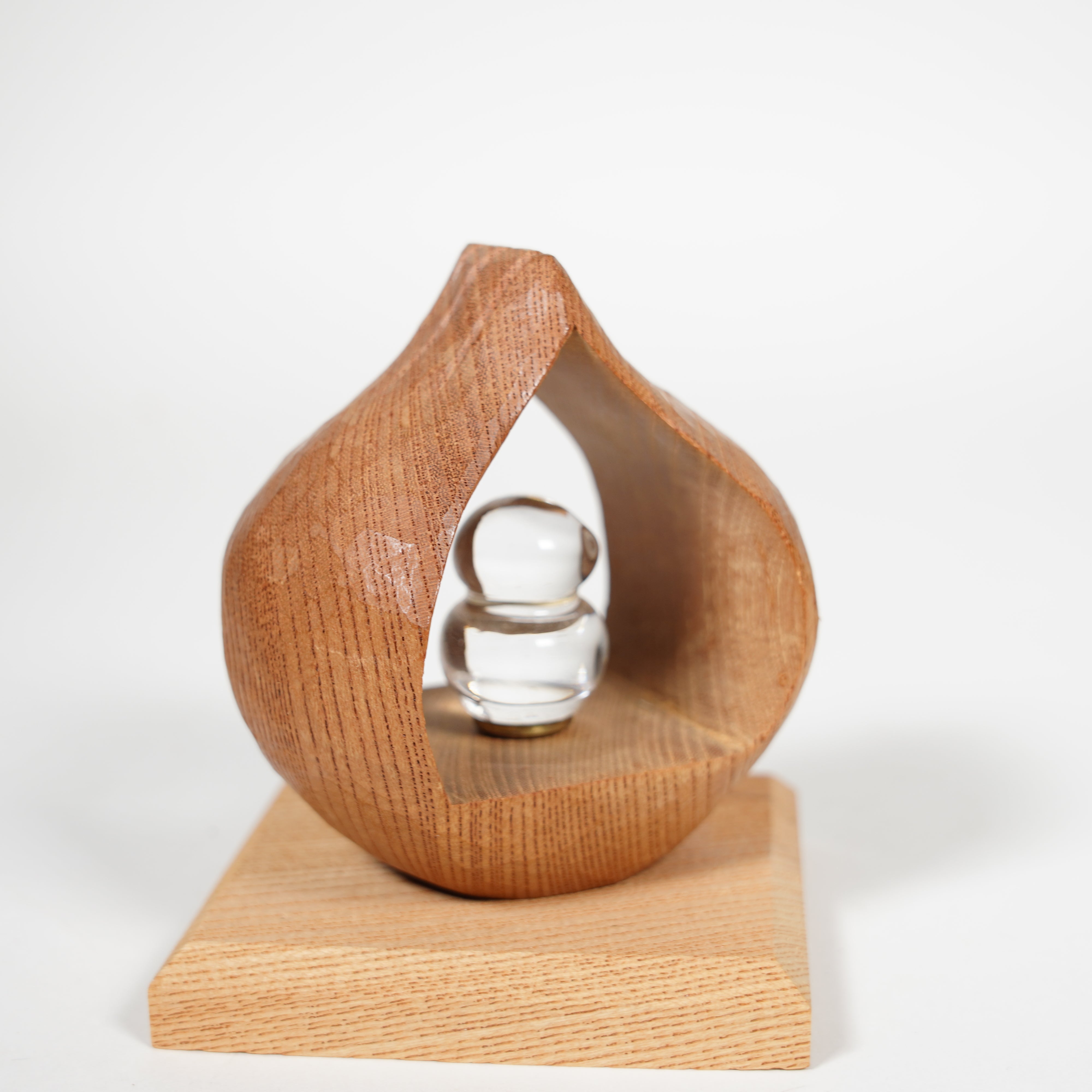 Mini Altar / Wood Carving / COCORO Crystal / Light Brown