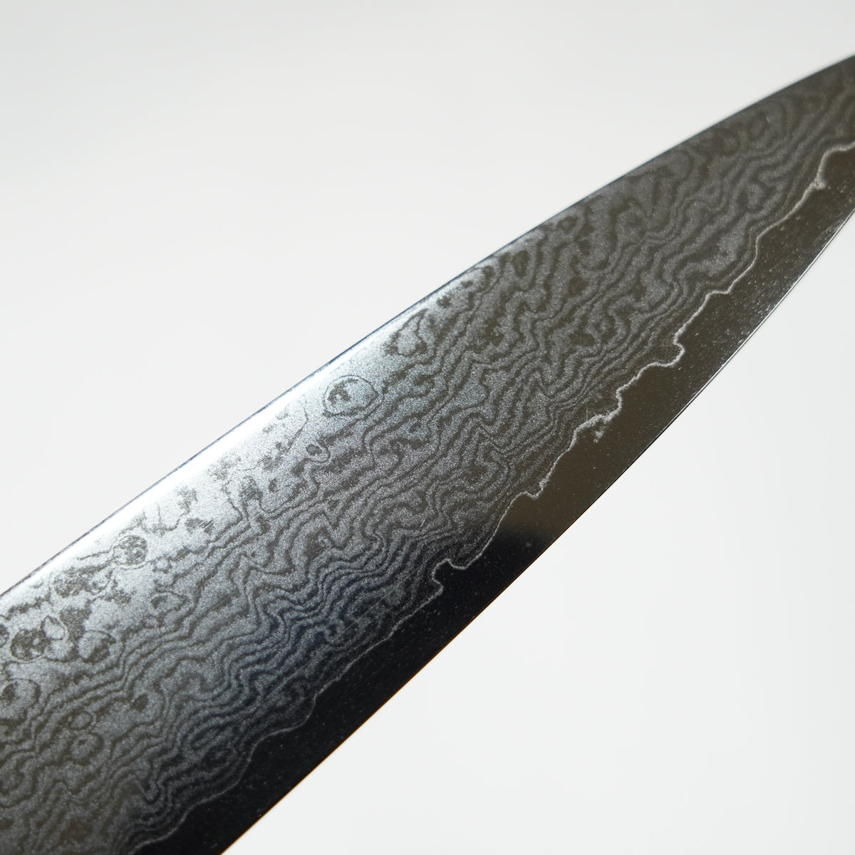 Sujihiki (Slicing Knife) / Kuken-cho Series / Damascus Steel / 210mm