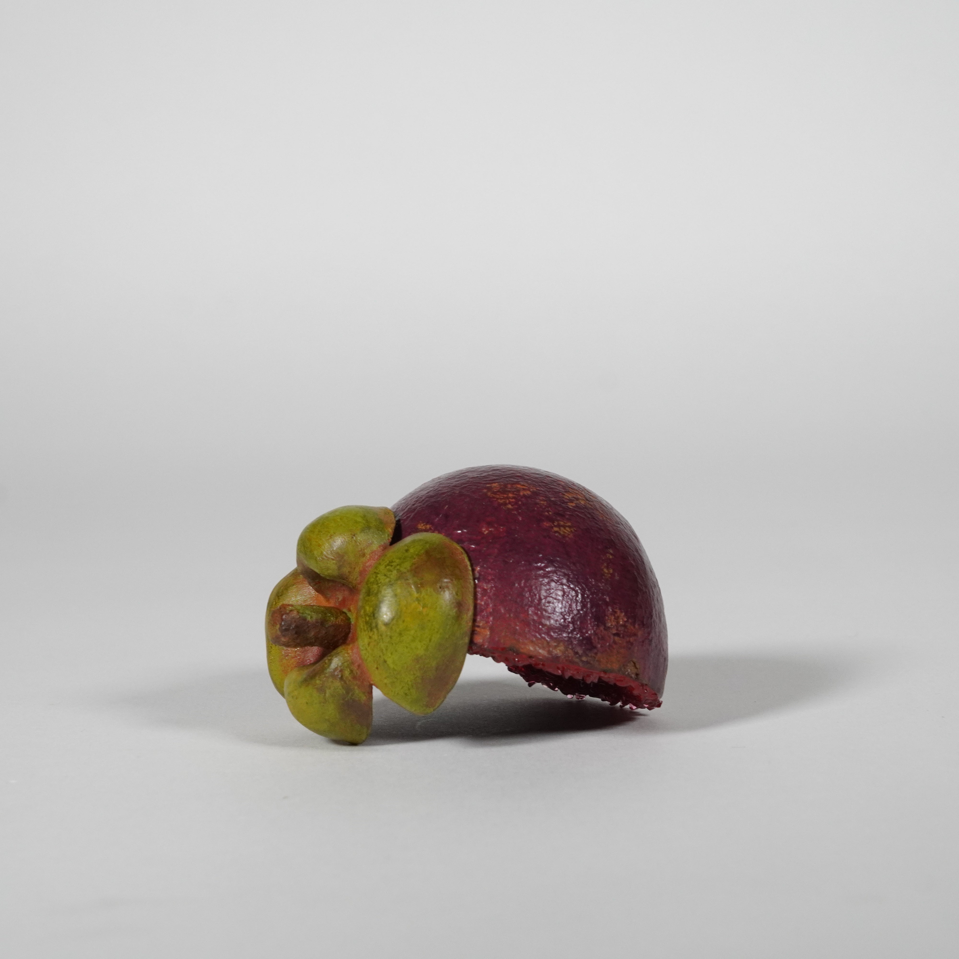 Hiroshima Lacquerware / Mangosteen Motif / Hand-sculpted
