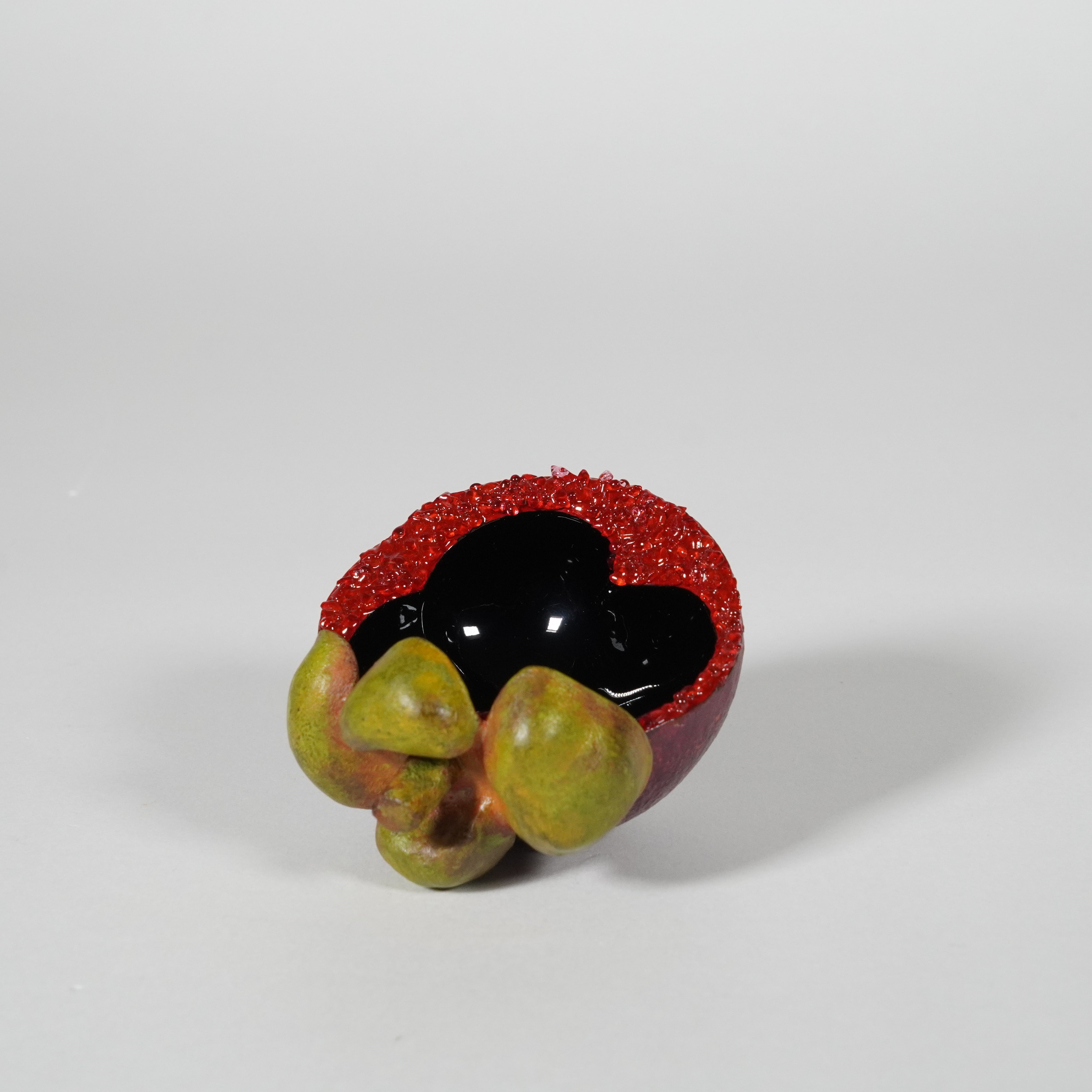 Hiroshima Lacquerware / Mangosteen Motif / Hand-sculpted