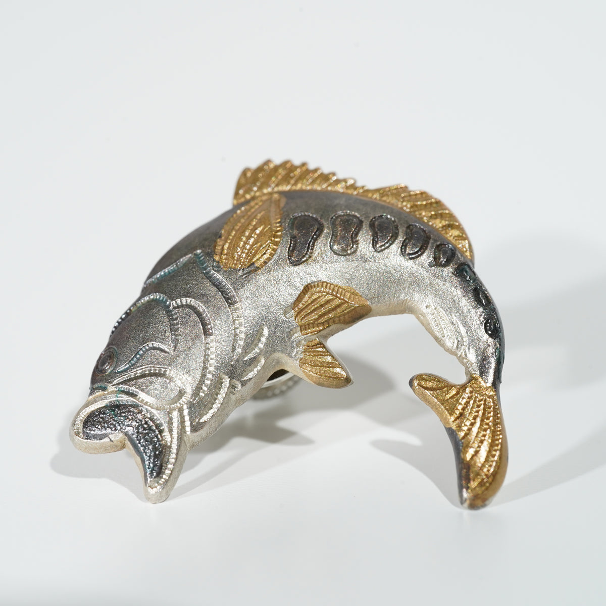 Lapel Pin / Black Bass