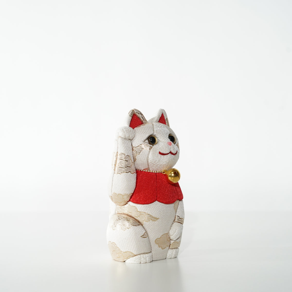 Manekineko Dolls / Zuiun White