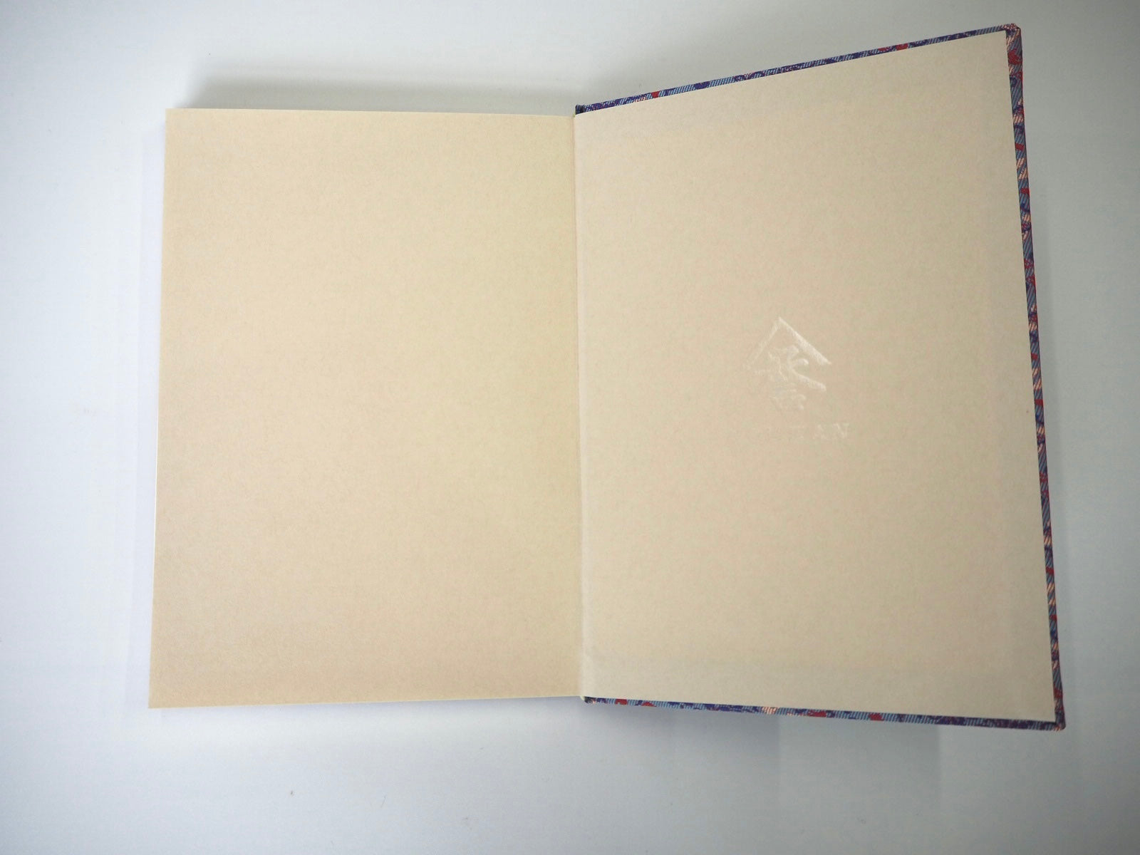 The Silk Pattern Notebook / No1