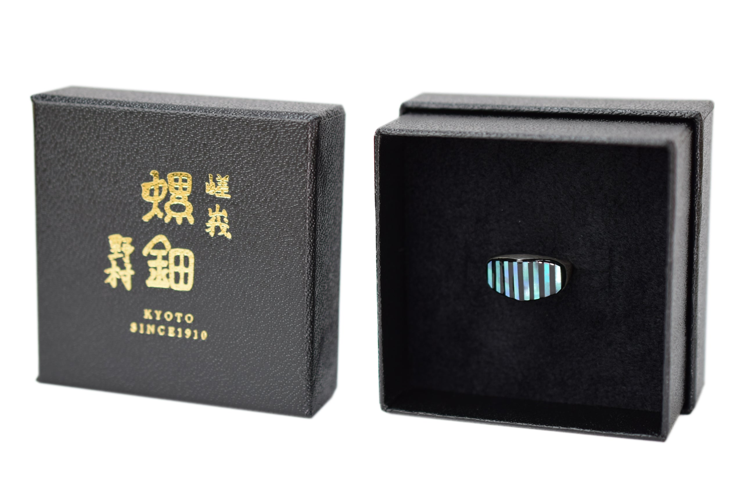 Raden Ear Cuff / Medium Stripe / Right Ear