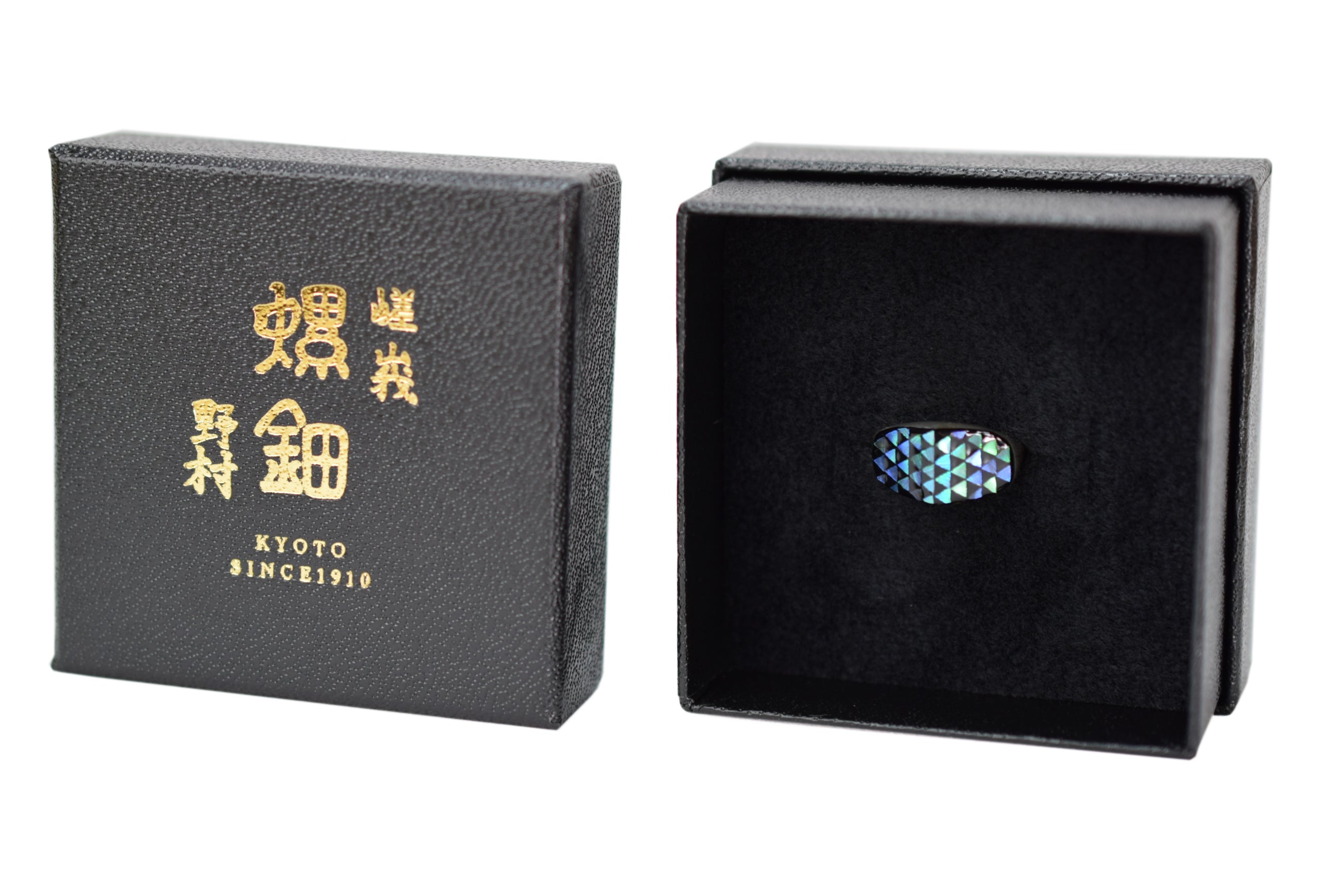 Raden Ear Cuff / Fish Scale Pattern / Right Ear