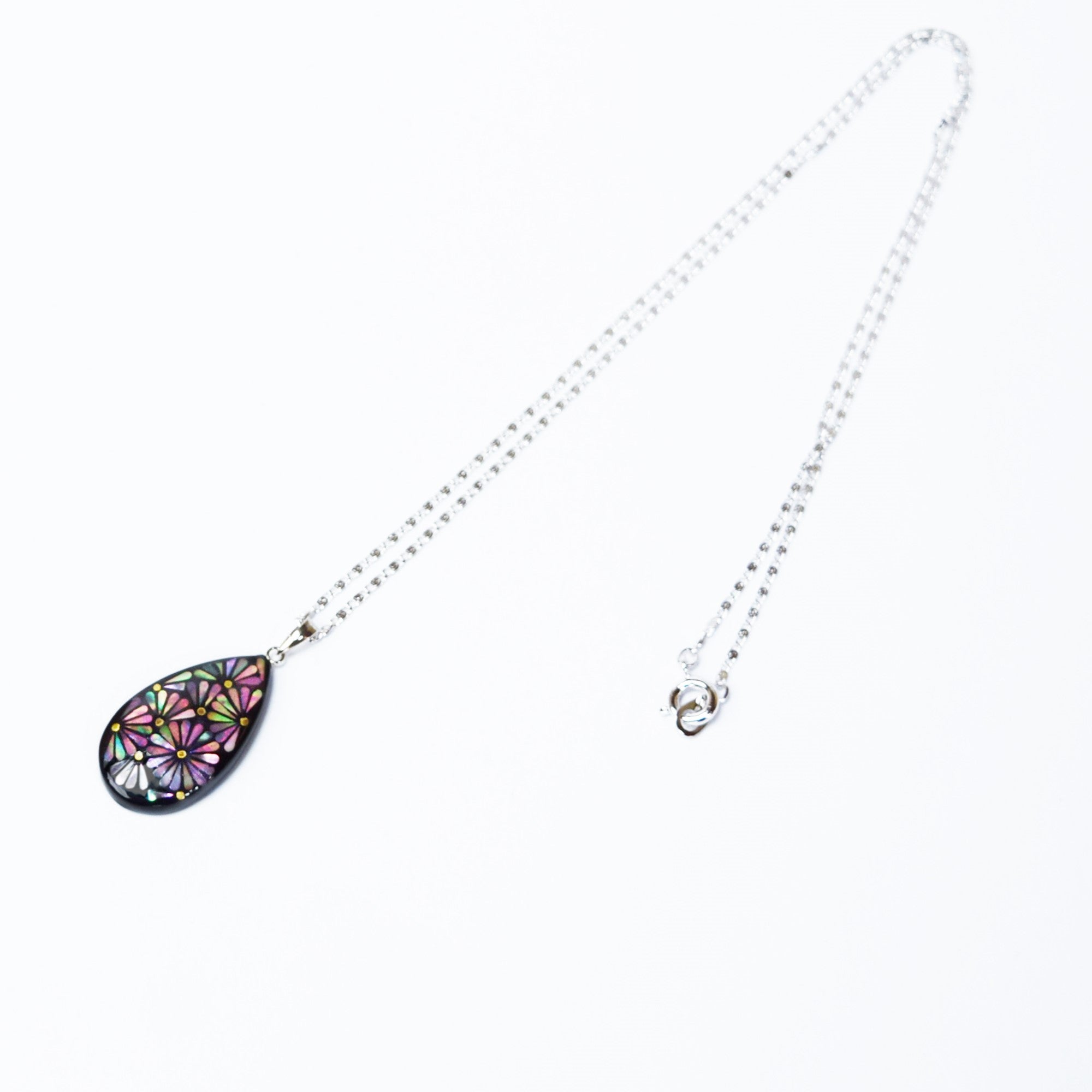 Necklace / Raden / Oshiai Kiku (Chrysanthemum) / Small / Pink