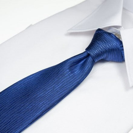 Krawatte / einfaches Marineblau - wellige Vertikale (tiefblau)