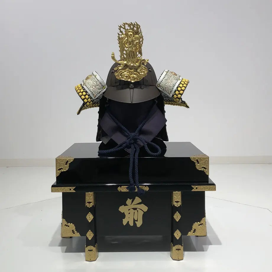 Uesugi Kenshin (solo casco)