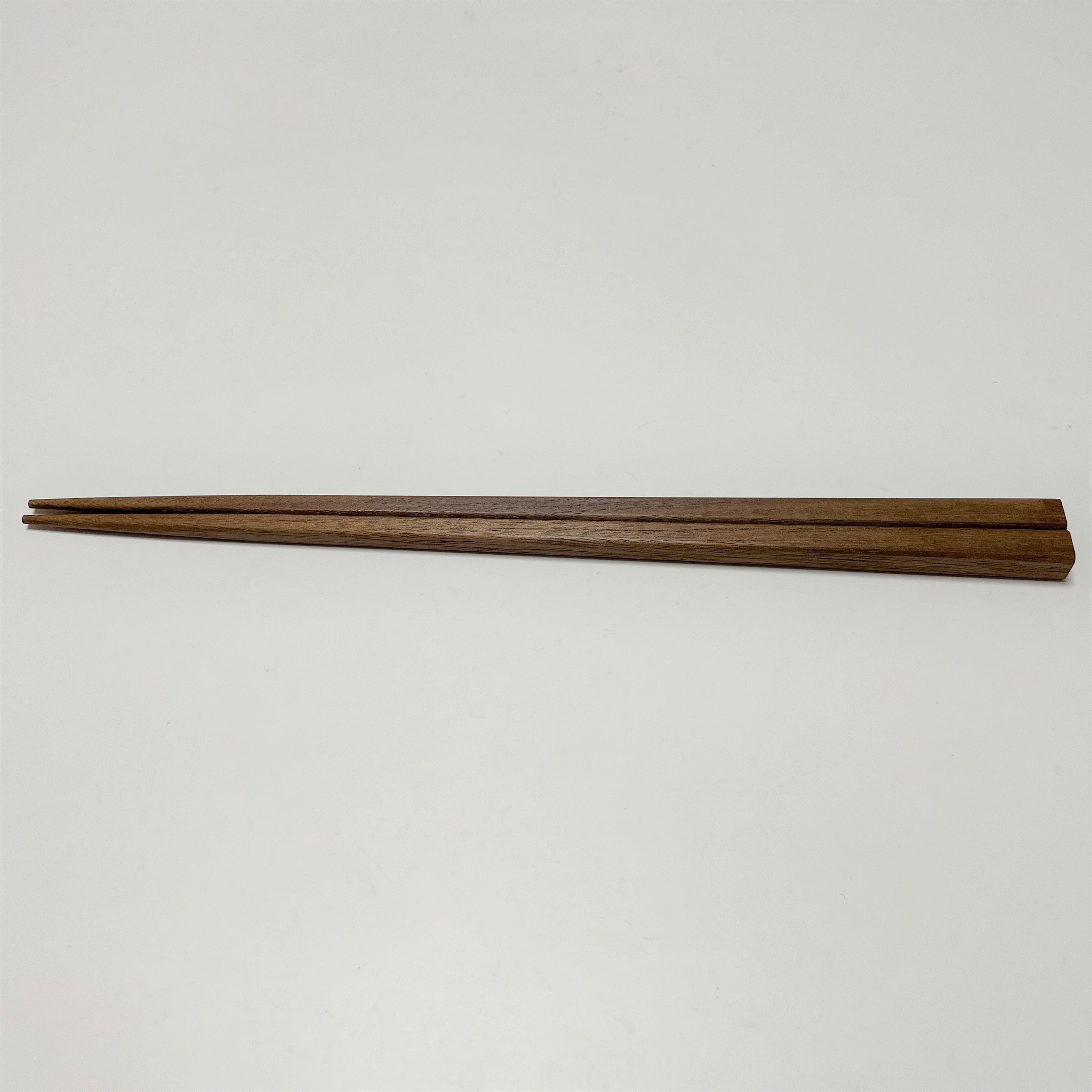 Walnut Wood Chopsticks / Tetragonal (4-sided) / 23cm