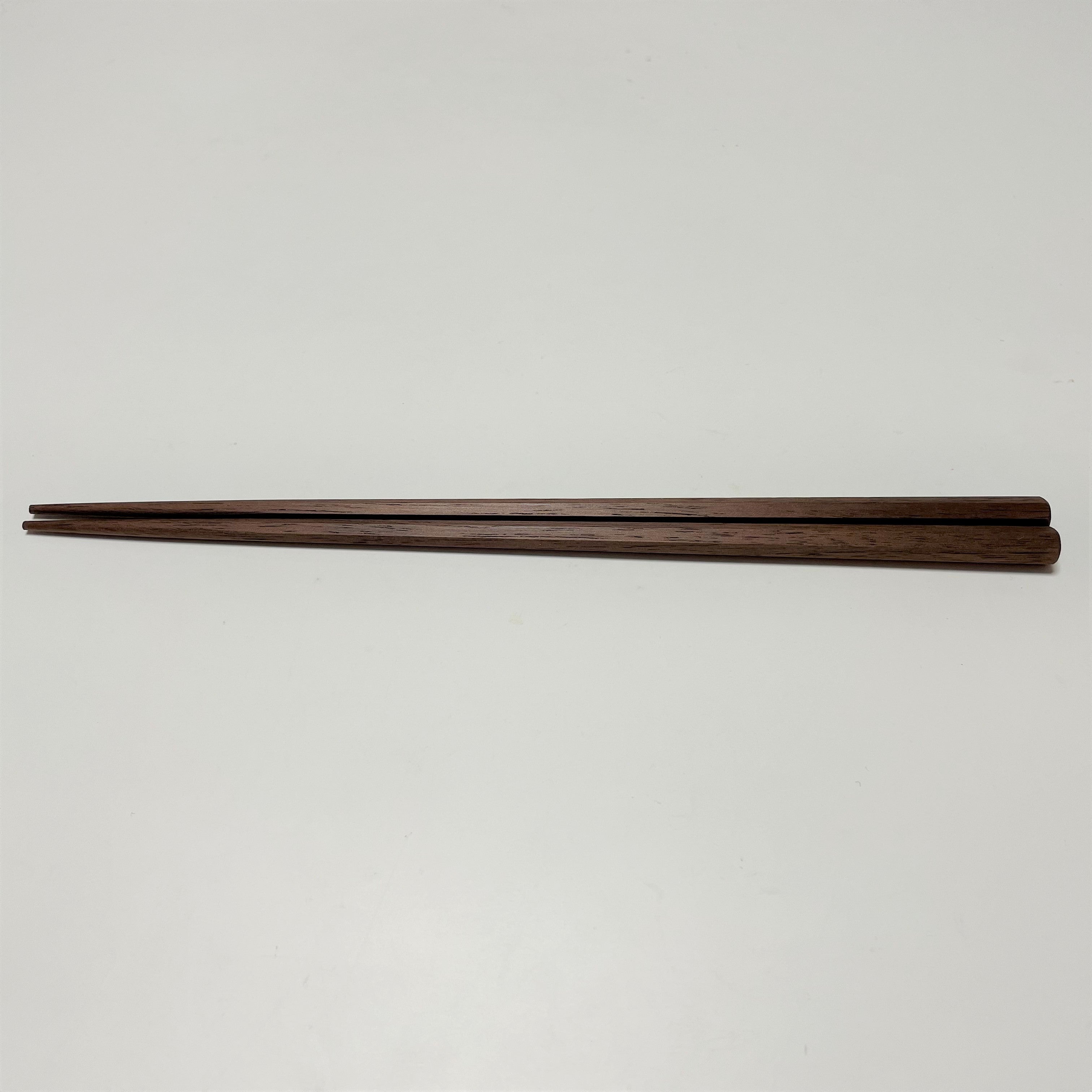 Bêtises en noix / heptagone - 23cm