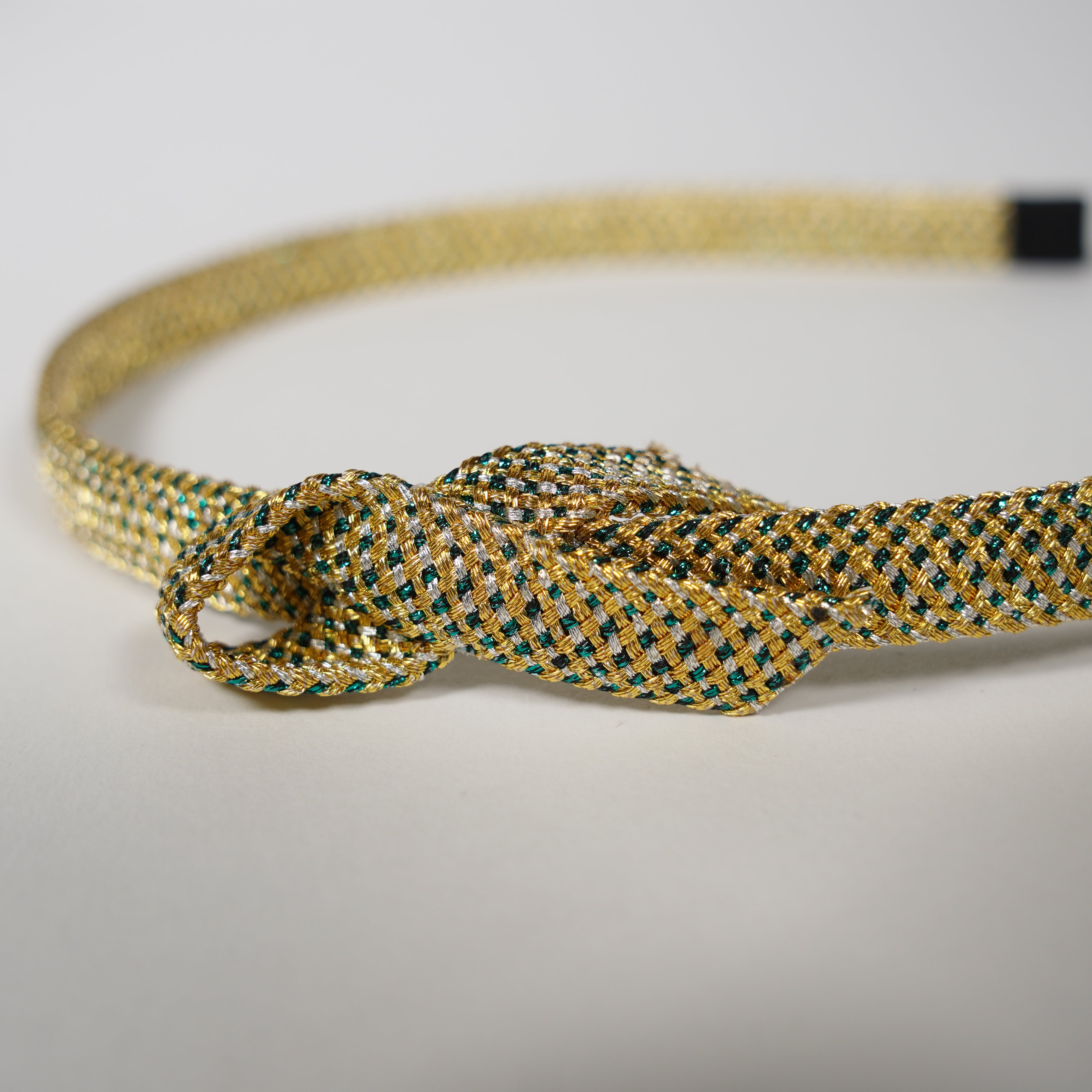 Hilo de oro / diadema