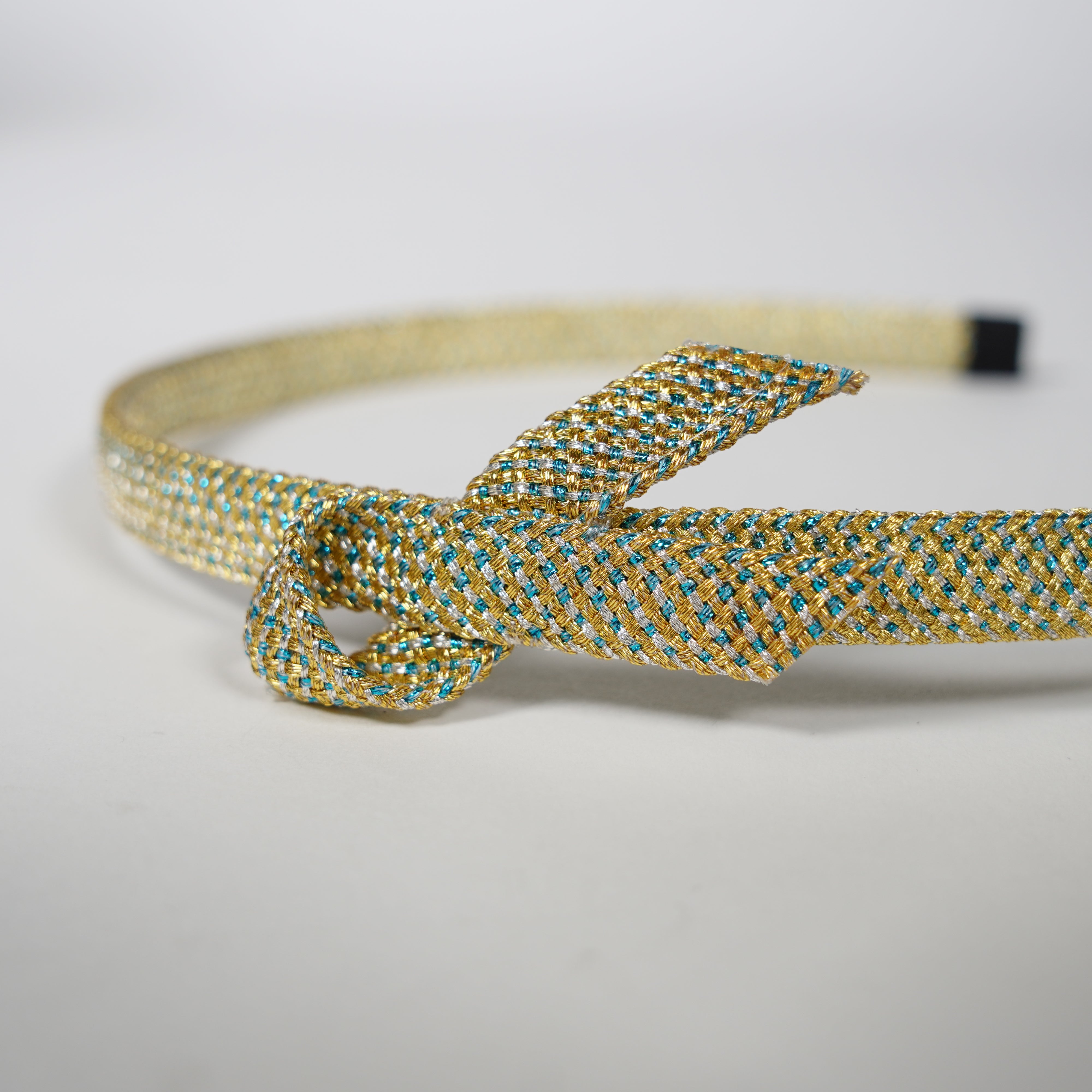 Hilo de oro / diadema