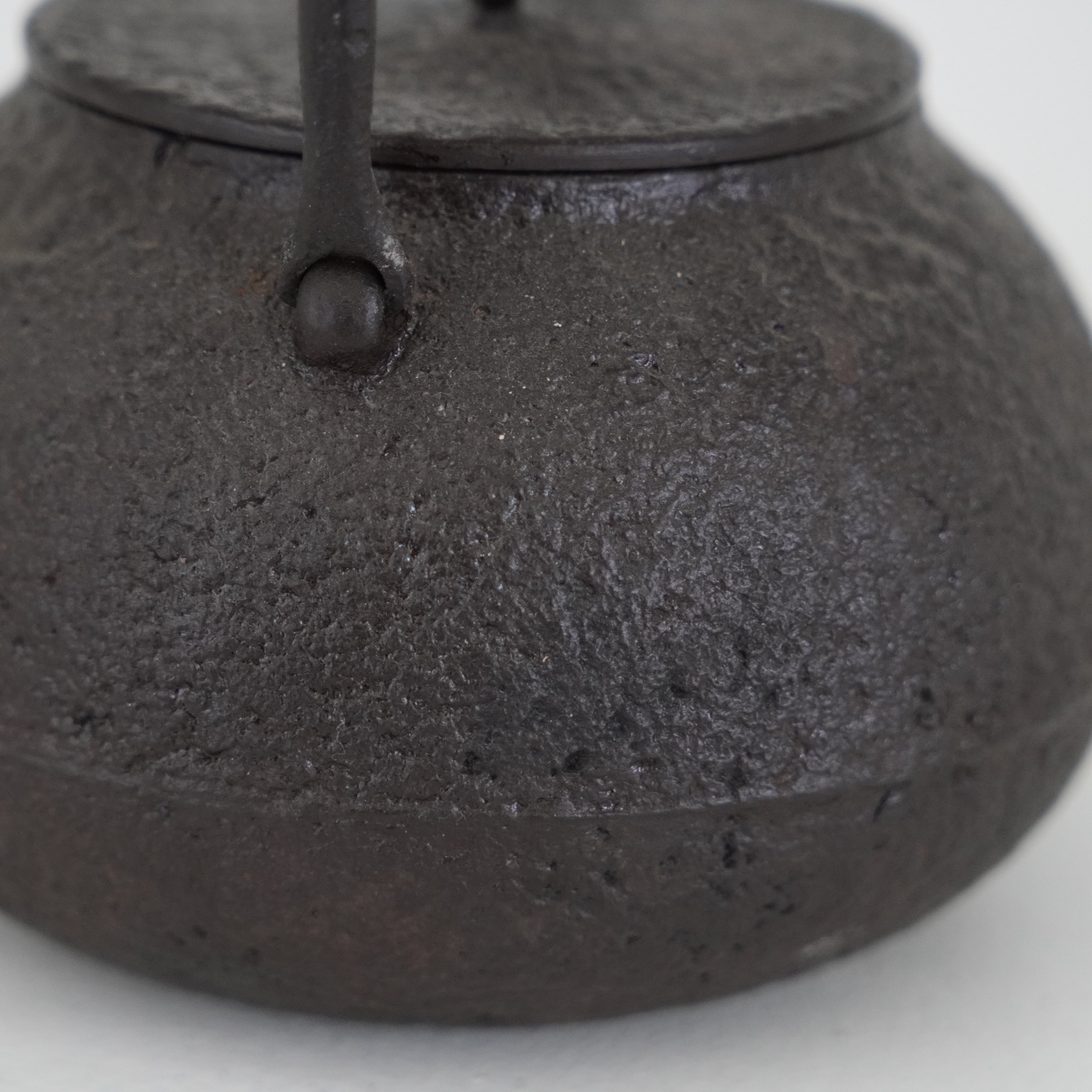 Kettle di ferro / Aori / Copertura naturale