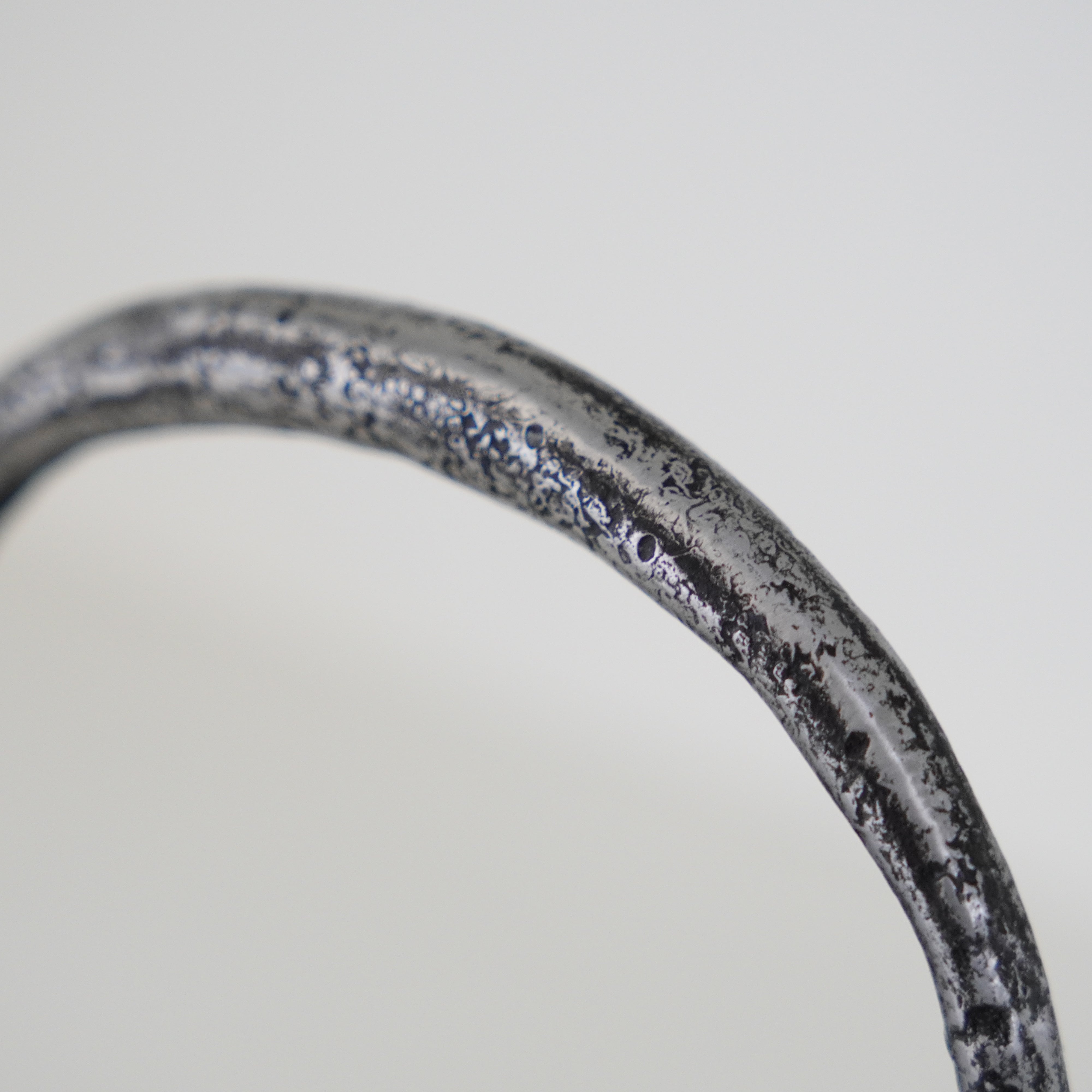 Iron Sand Kettle / Plane / Flat Round Shape