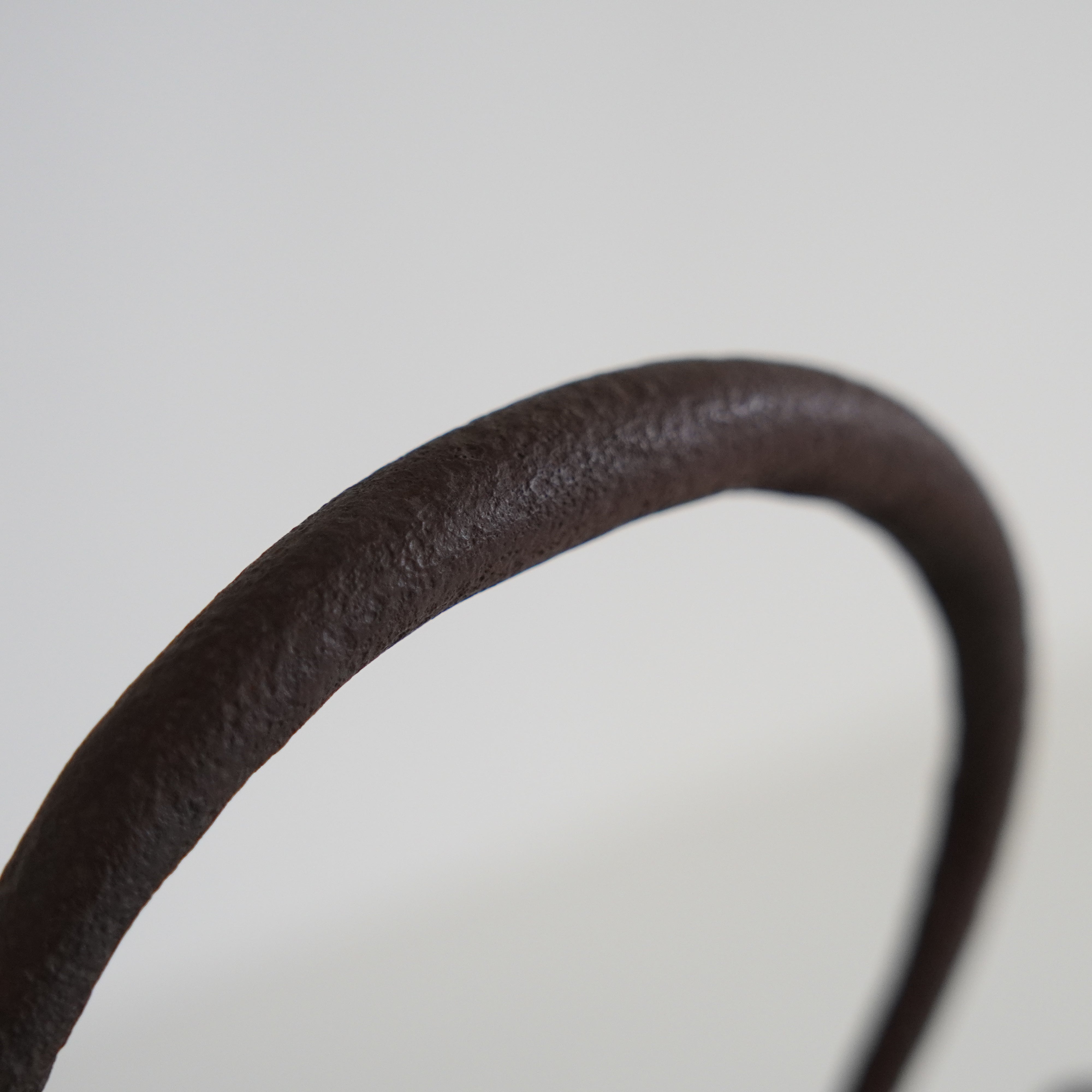 Iron Kettle / Jewel