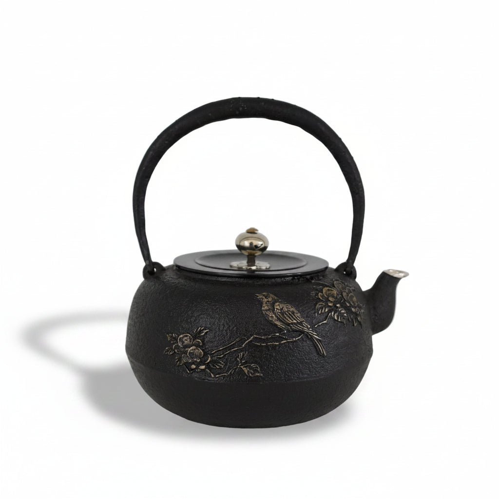 Iron Kettle / Nightingale / Flat Round Shape