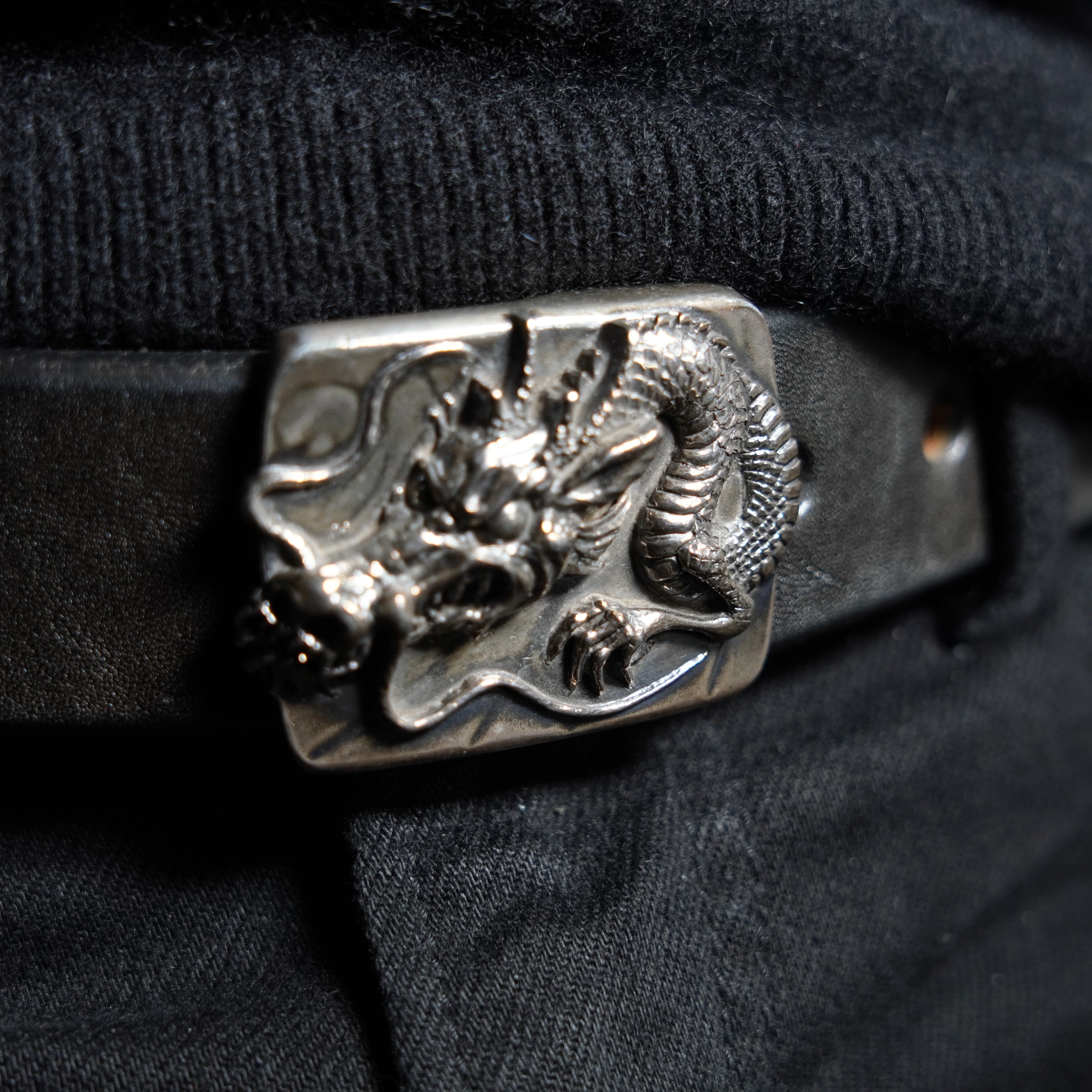 Dragon belt clearance buckle