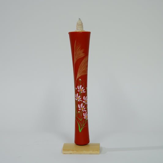 Handbemalte Kerze mit Bambuskerzenhalter / 1 Stück / Miscanthus sinensis / rot