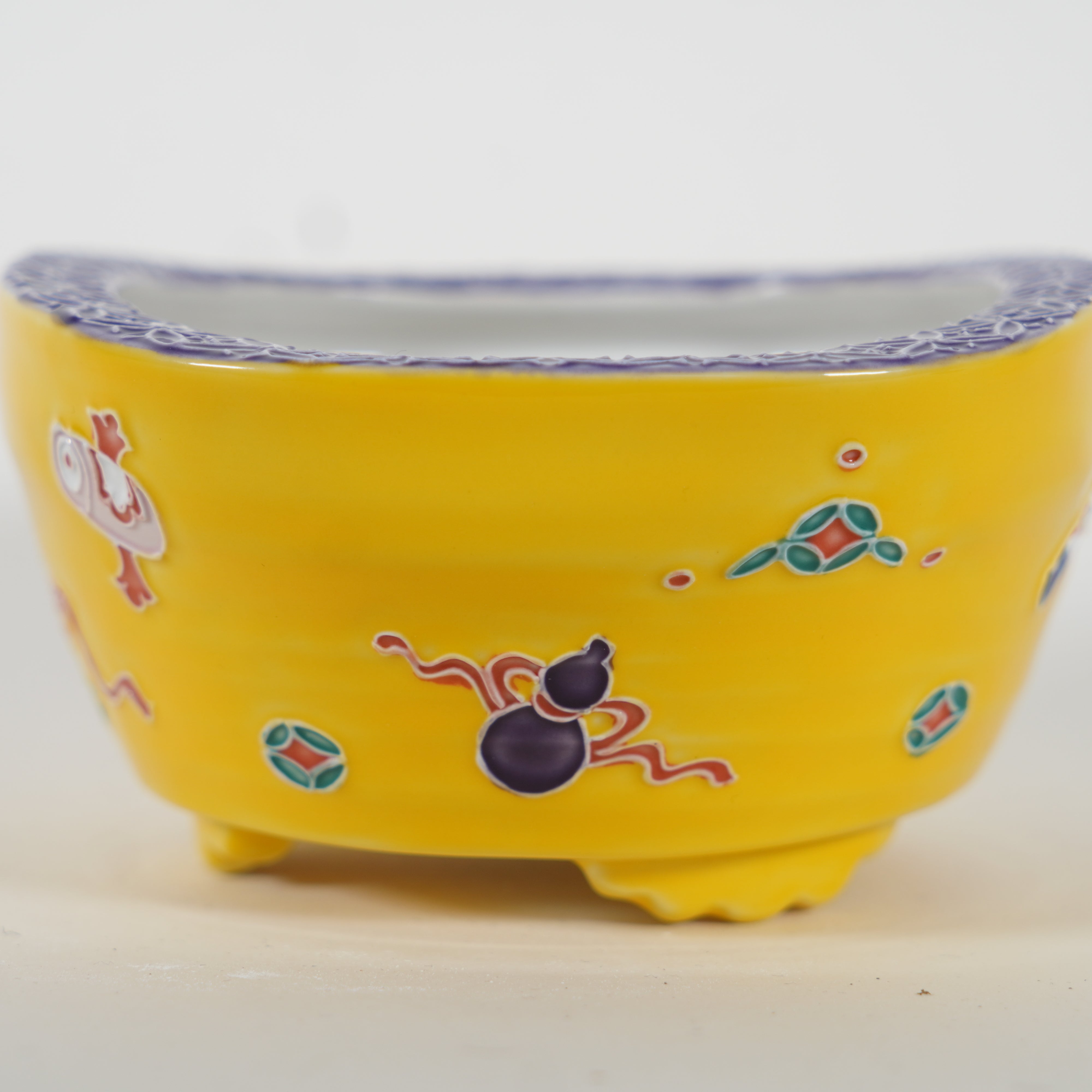 Bonsai -Topf mit Cloisonne -Emaille -Dekoration