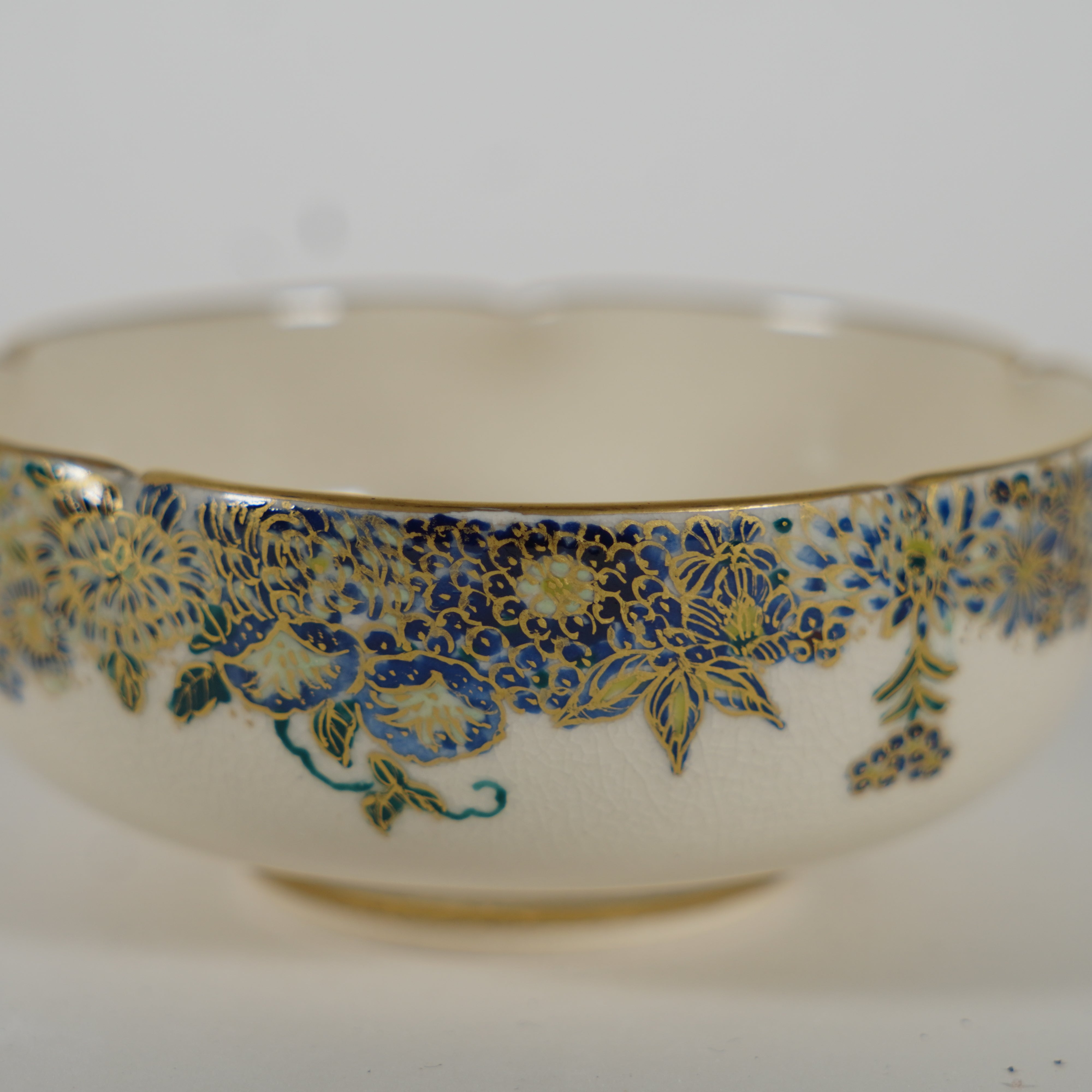 Small Bowl / Blue Flower & Sudare