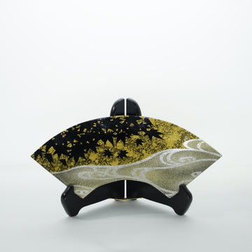 Vergoldeter Glasschild / japanischer Ahorn mit fließendem Wasser
