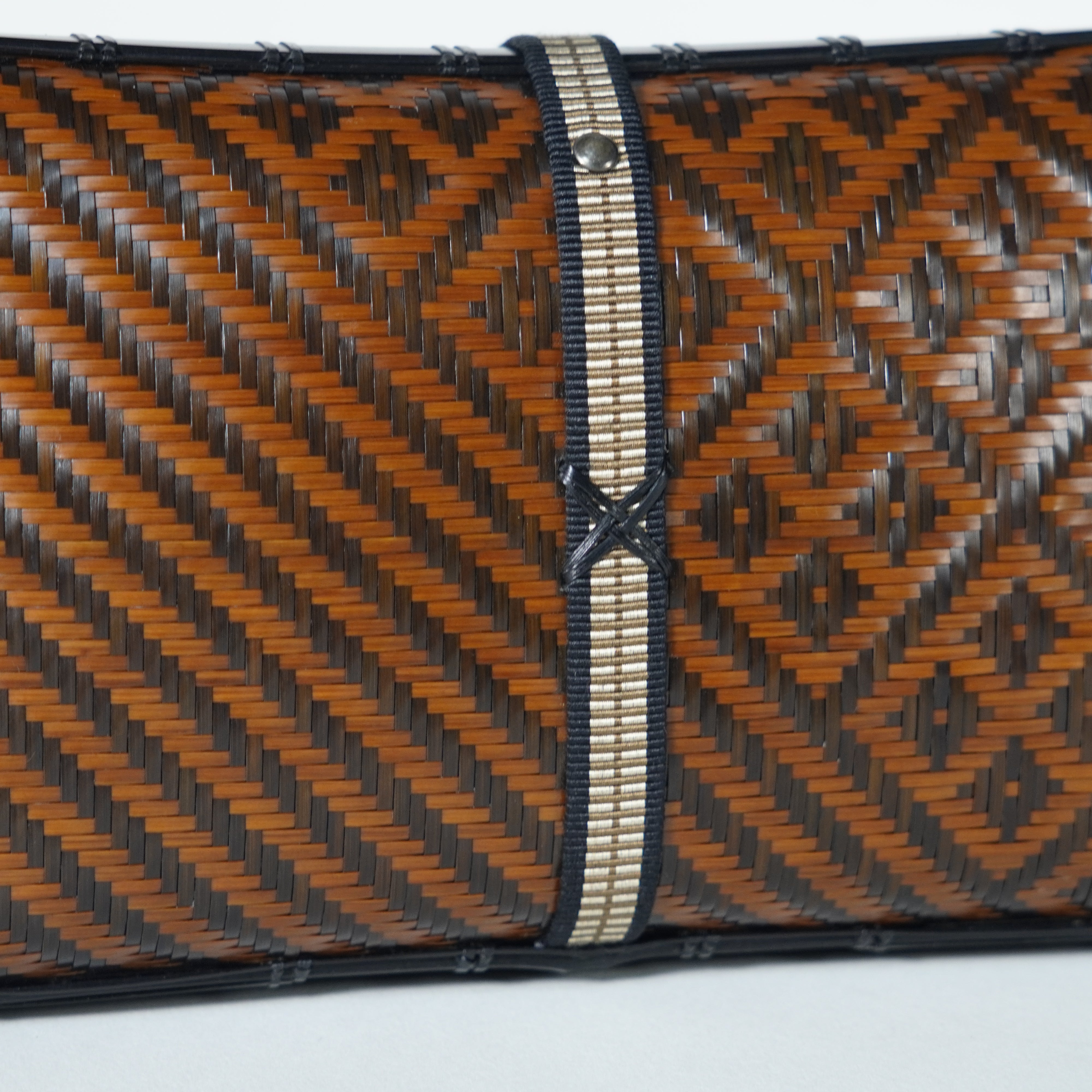 Bolsa de embrague de bambú