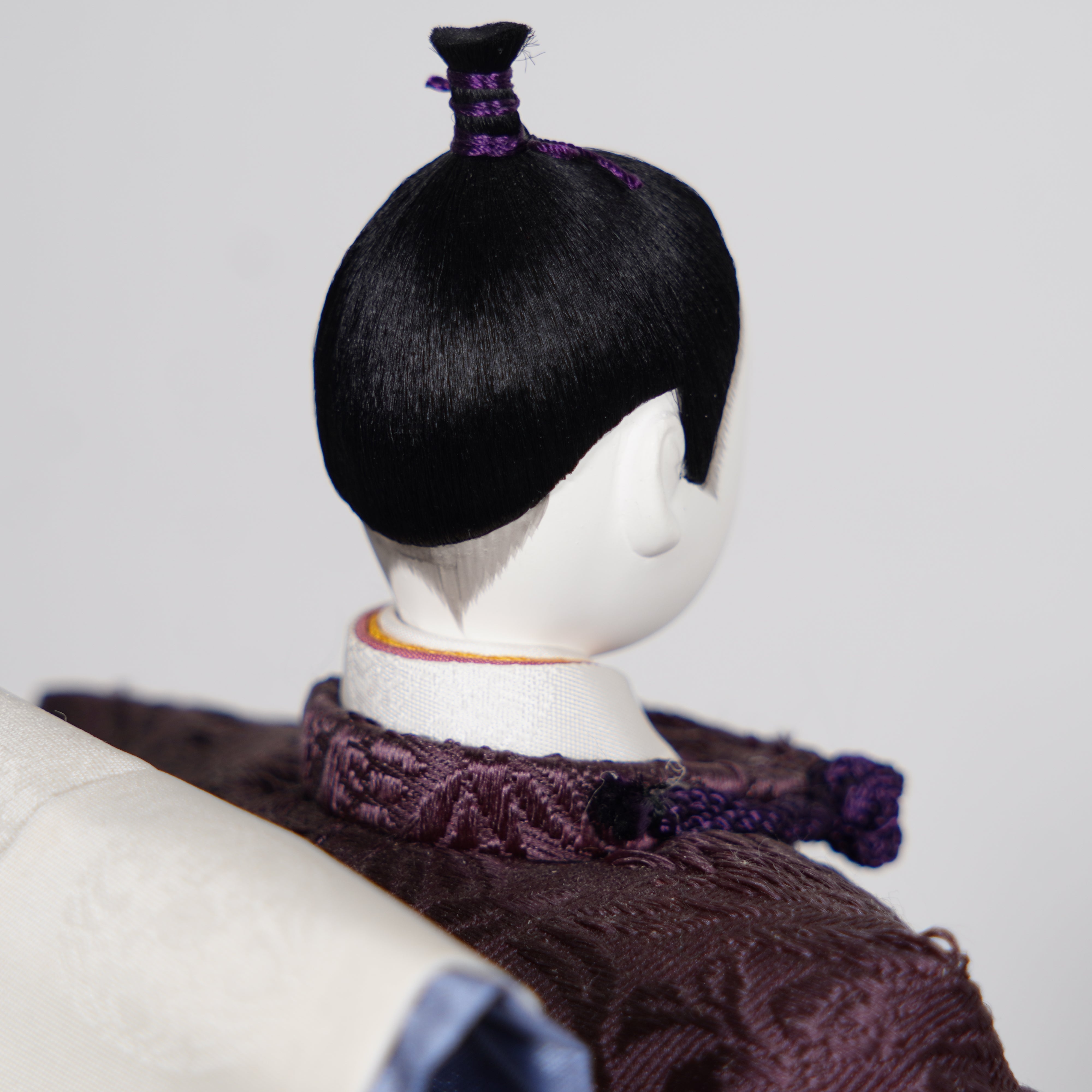 Muñeca hina de pie / 1