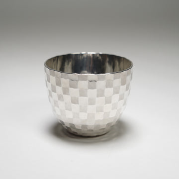 Silber Sake Cup / Ichimatsu Crest