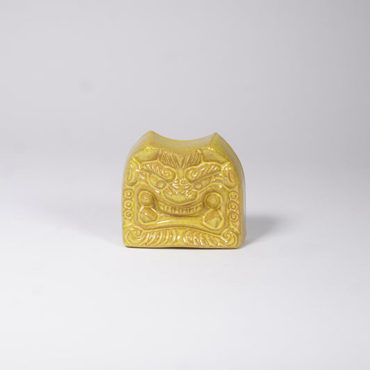 Onigawara Paperweight / Yellow