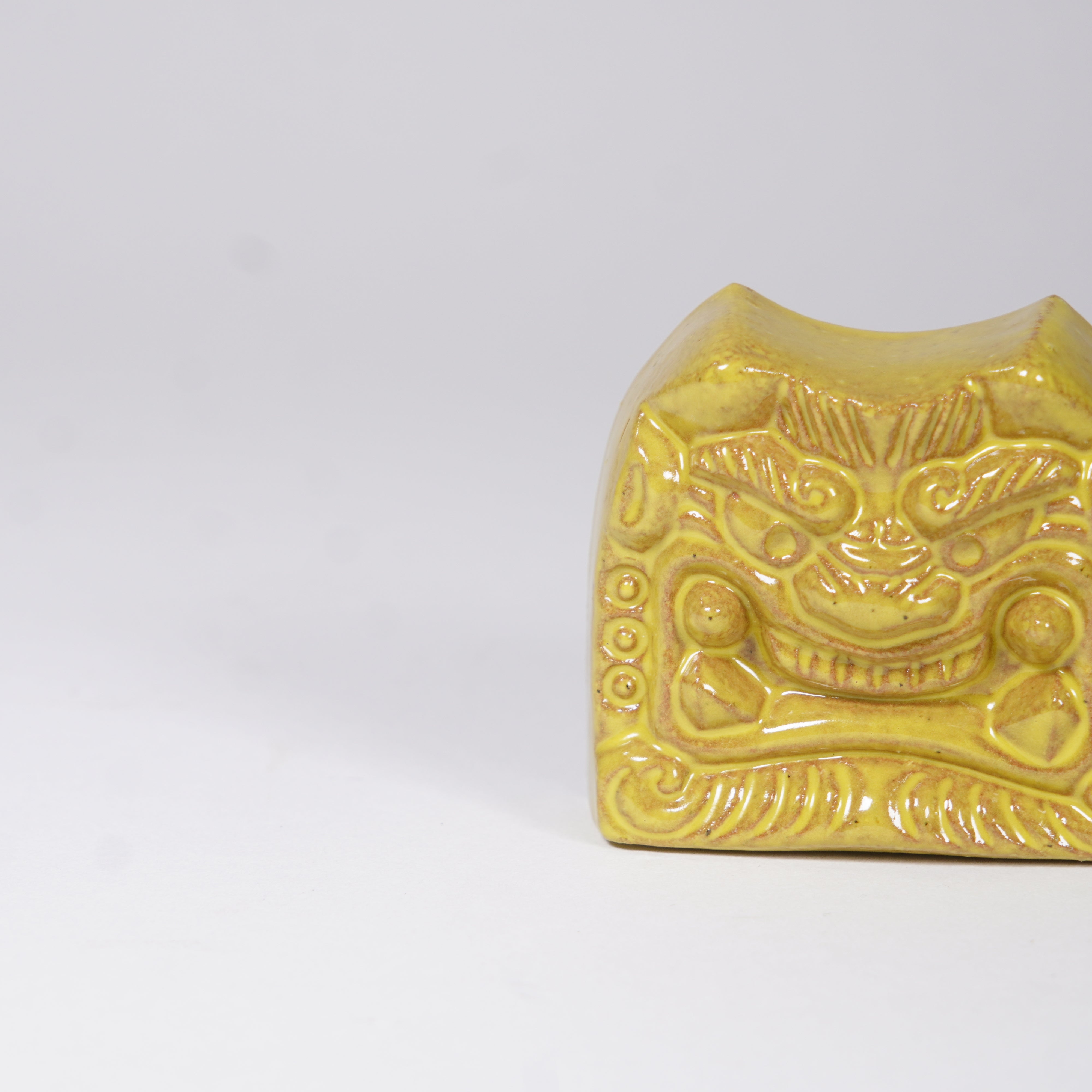 Paperweight / Onigawara Ogre Tile / Yellow