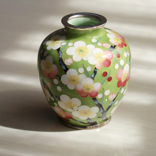 Runde Vase / Hiwamoe Gelb / Pflaumenfüllung