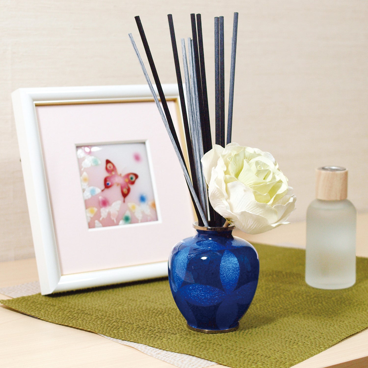 Aroma Burner / Owari Cloisonne / Shippo Pattern / Translucent Navy